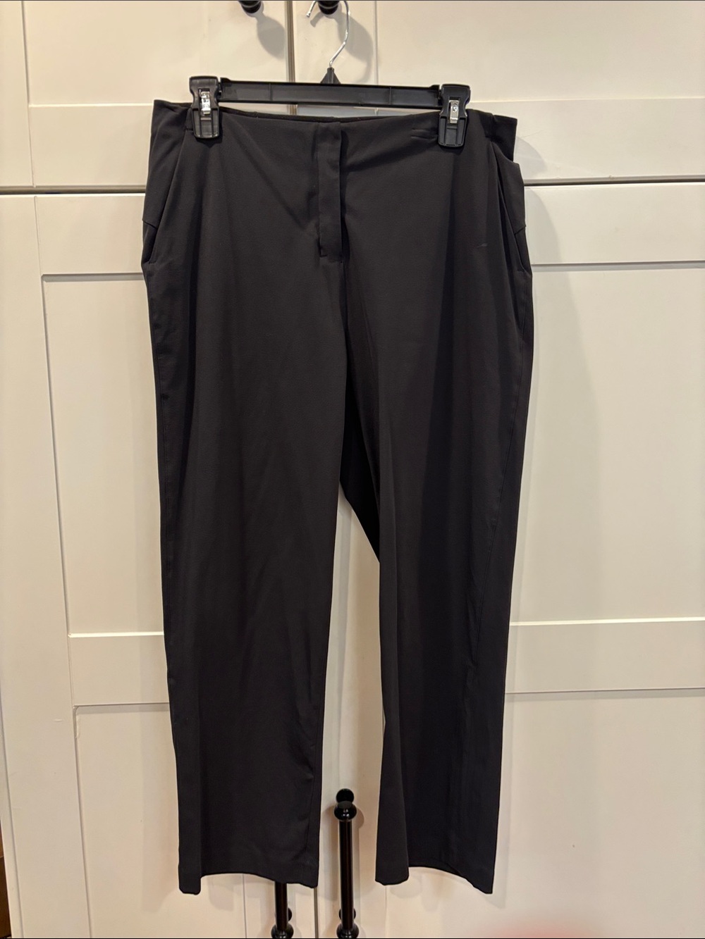 lululemon athletica Black Cropped dress Pants
